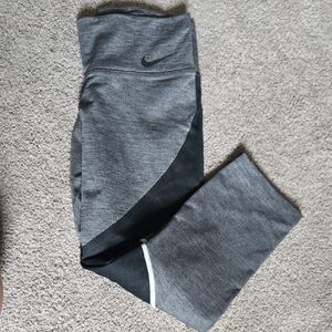 Nike Womens Charcoal and Black Leggings